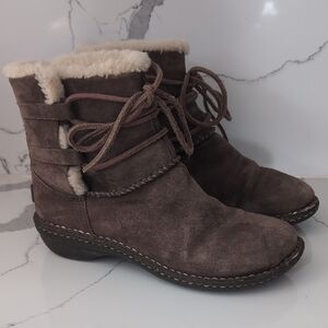 Womens Brown Suede Ugg Boots Size 7